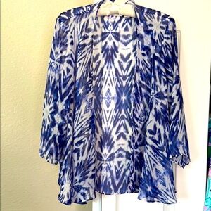 Chico’s Size I Blue and White Sheer Opened Blouse